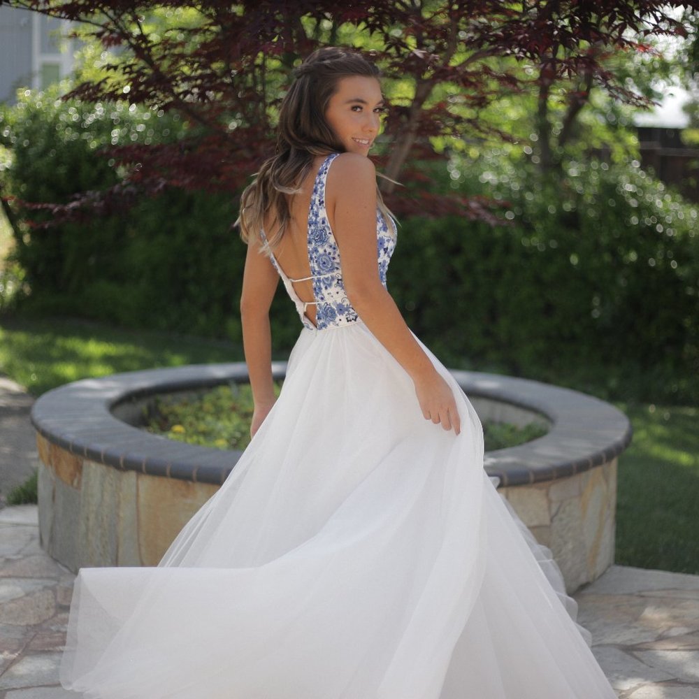 Sheri Hill Prom Dress Size 0
